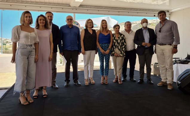 foto familia cooperativismo