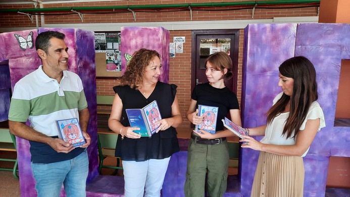 220923 Entrega de agendas escolares