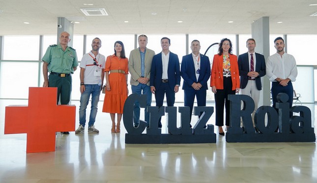 La imagen tiene un atributo ALT vacío; su nombre de archivo es Cr7.jpeg