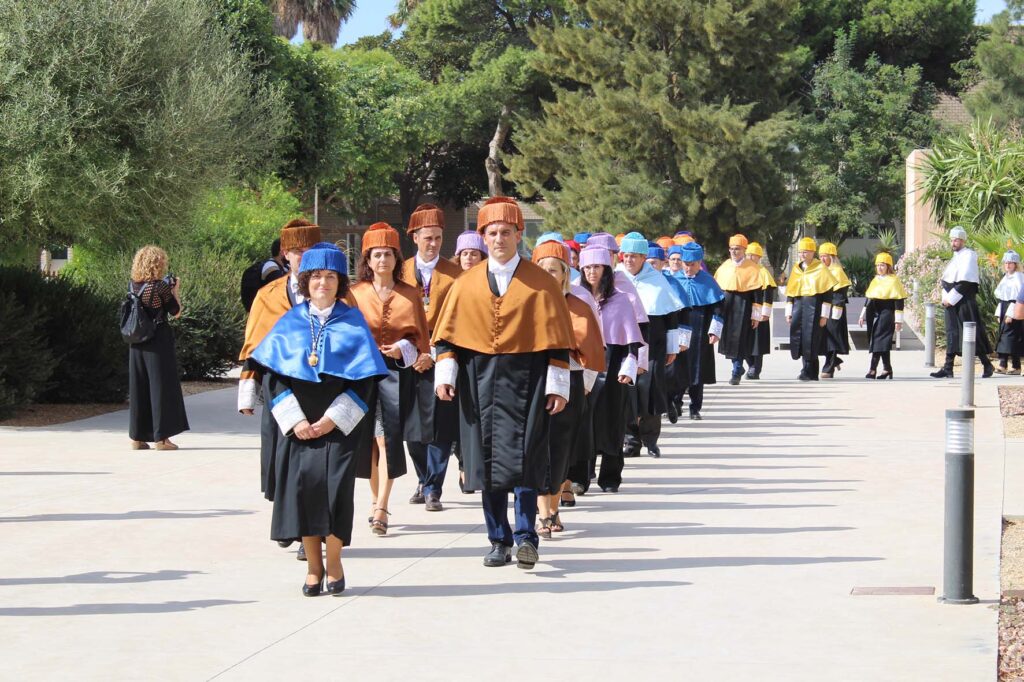 ENTRADA COMITIVA ACADÉMICA