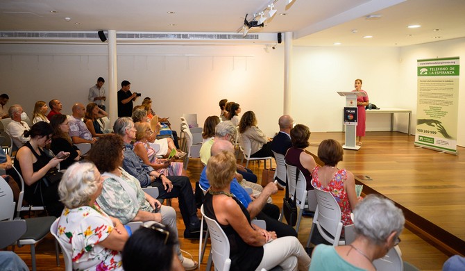 La imagen tiene un atributo ALT vacío; su nombre de archivo es jornadas-suicidio00008.jpg