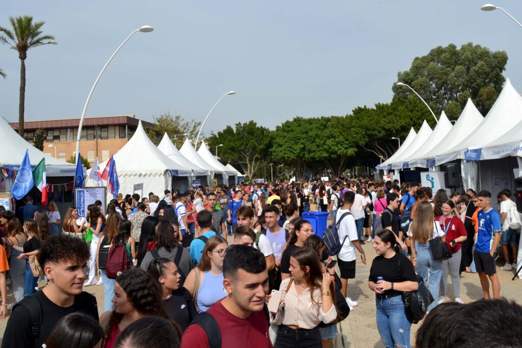 JORNADA BIENVENIDA UAL