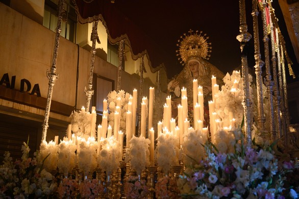 La imagen tiene un atributo ALT vacío; su nombre de archivo es MAGNA00012.jpg