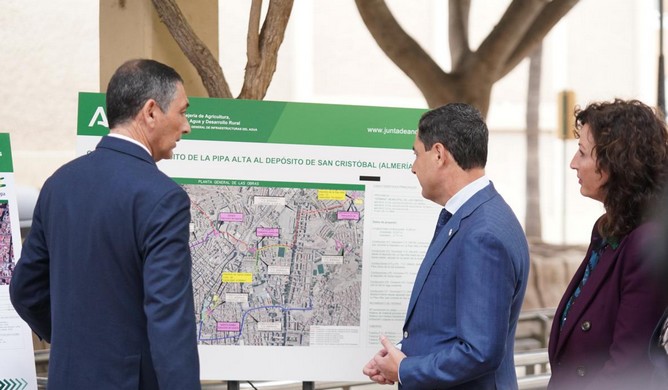 La imagen tiene un atributo ALT vacío; su nombre de archivo es 221111-JMM-La-Pipa-y-San-Cristobal-2.jpg