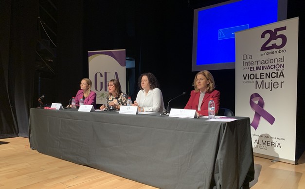 JORNADA 25N ASOCIACIÓN GEA (2)