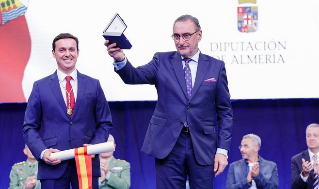 La imagen tiene un atributo ALT vacío; su nombre de archivo es PHOTO-2022-11-13-12-27-23.jpg