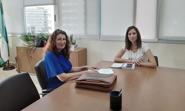 Reunión delegada de Fomento y alcaldesa de Alboloduy