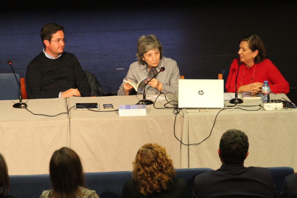 221201 PURA TOGA (1)