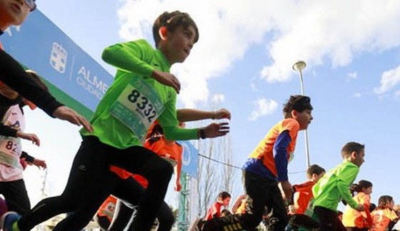 230113 MediaMaraton Niños archivo