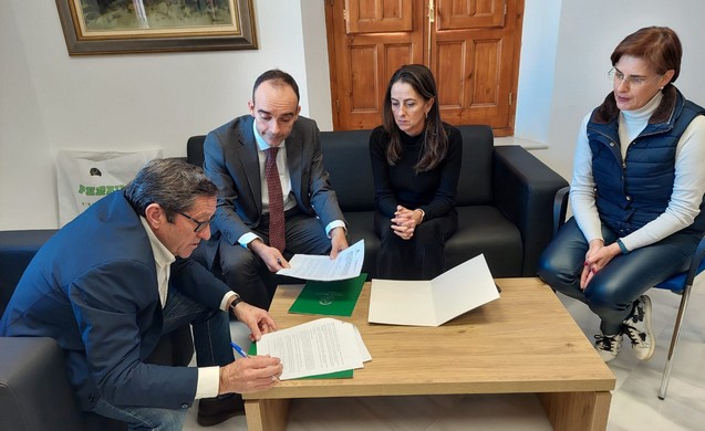 La imagen tiene un atributo ALT vacío; su nombre de archivo es 230127-Seron.jpeg