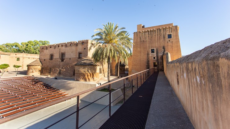 La imagen tiene un atributo ALT vacío; su nombre de archivo es Castillo-del-Marques-de-los-velez-desde-muralla-08-1-Copy.jpg
