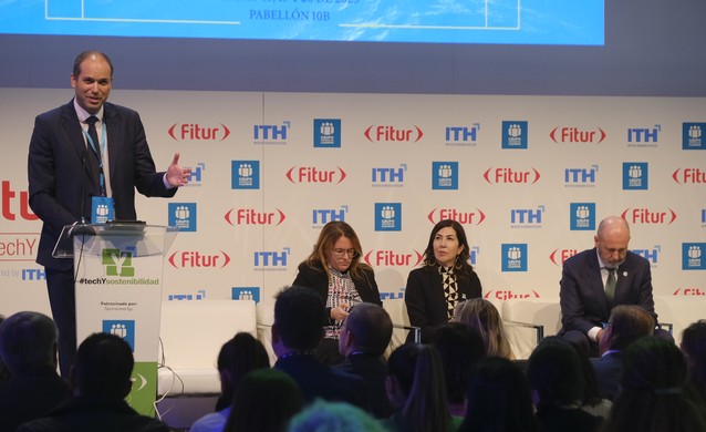 Sergio Pérez, en la inauguración del foro #techYsostenibilidad (1)