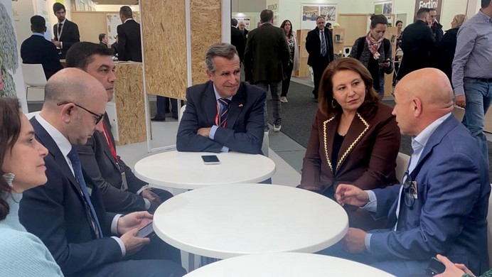 230210_reunion Edeka Fruit Logistica