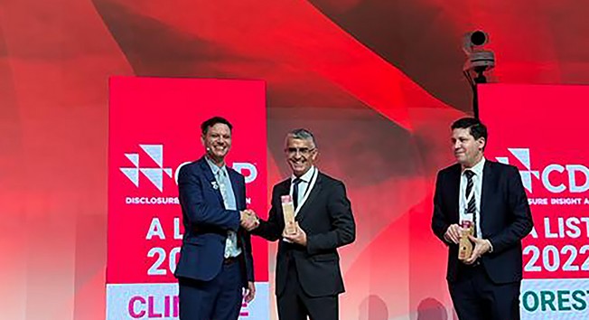 El director de Desarrollo Sostenible de BCC-Grupo Cajamar recoge el reconocimiento de CDP