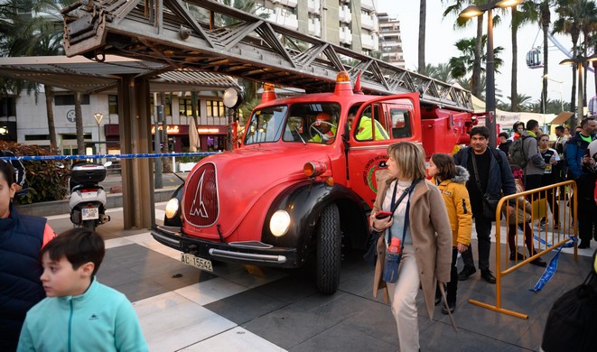 La imagen tiene un atributo ALT vacío; su nombre de archivo es carrera-bomberos0008.jpg