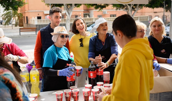 La imagen tiene un atributo ALT vacío; su nombre de archivo es fiesta-sobrasada0013.jpg