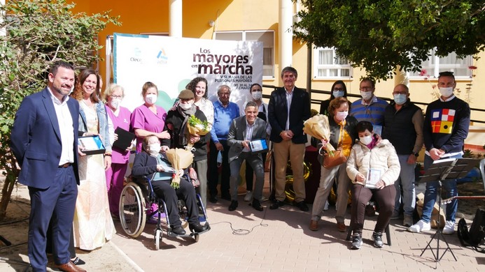 La imagen tiene un atributo ALT vacío; su nombre de archivo es 230321-20-Aniversario-Residencia-Municipal-de-Mayores-Ciudad-de-Adra-...-1.jpg