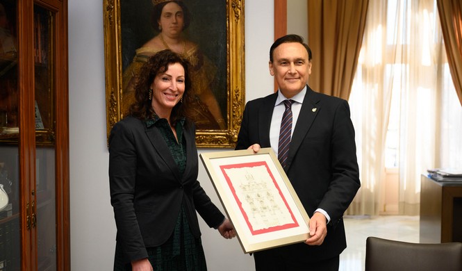 La imagen tiene un atributo ALT vacío; su nombre de archivo es VISITA-CONSEJERO-UNIVERSIDAD00014.jpg