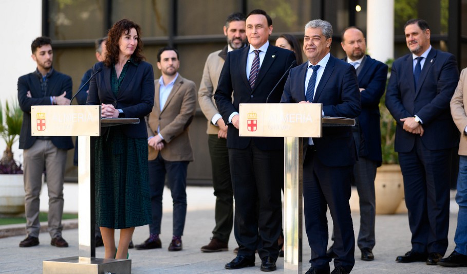 VISITA CONSEJERO UNIVERSIDAD00020