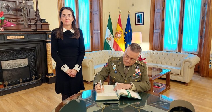 Visita teniente general de la Esperanza II