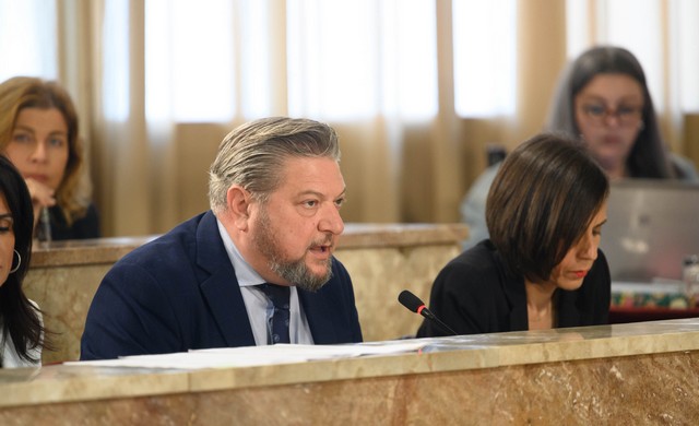 La imagen tiene un atributo ALT vacío; su nombre de archivo es pleno000016.jpg