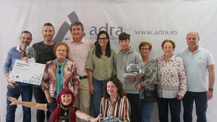 230417 La Asociación Inmaculada Marina entrega los premios sorteados en ...