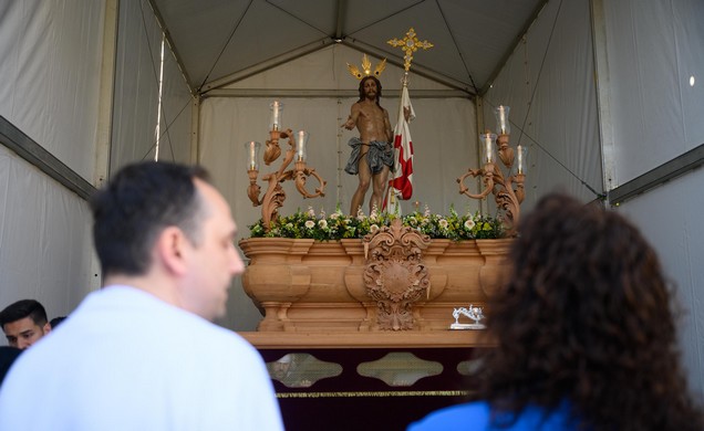 La imagen tiene un atributo ALT vacío; su nombre de archivo es RESUCITADO013.jpg