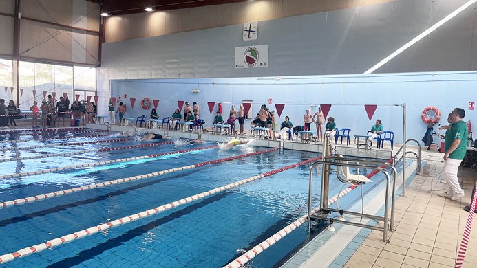 piscina climatizada Berja previo socorrismo