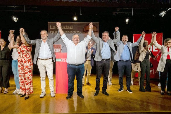 230520 28M Fotos PSOE Acto Roquetas de Mar con Juan Espadas, Manolo García y Juan Antonio Lorenzo (1)