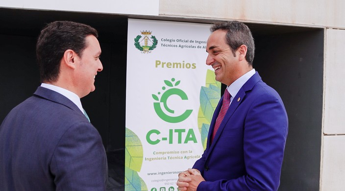 El presidente de la Diputación de Almería, Javier A. García,