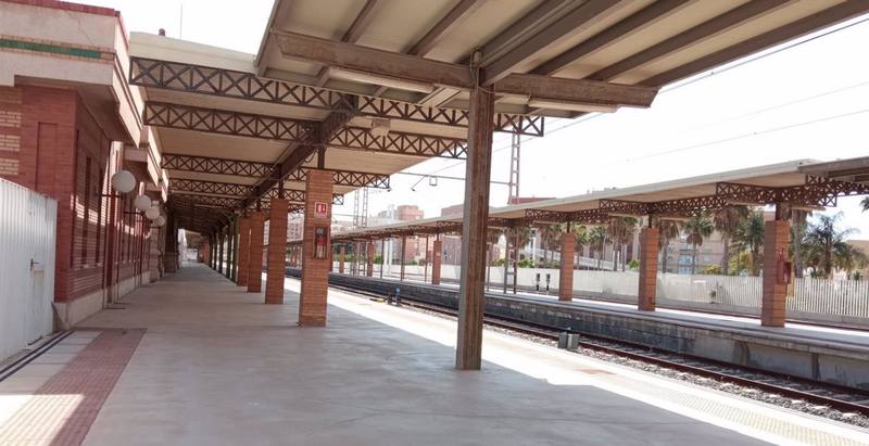 09/06/2021 Andén de la antigua estación de ferrocarril de Almería
ANDALUCÍA ESPAÑA EUROPA ESPAÑA EUROPA ALMERÍA ANDALUCÍA AUTONOMÍAS POLÍTICA