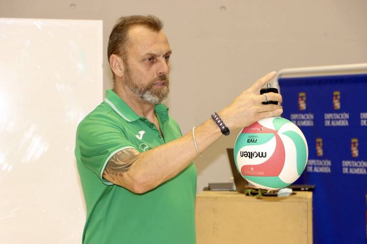 (02-11-23) Unicaja Costa de Almería - Charly Carreño