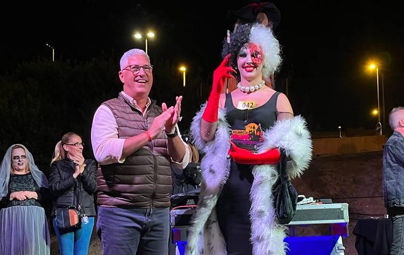 231101 Mejor disfraz adulto