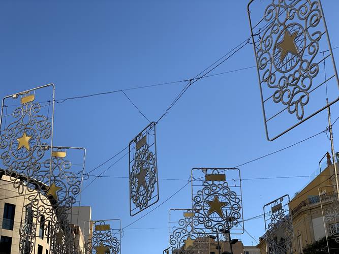 ILUMINACIÓN NAVIDAD PUERTA PURCHENA1