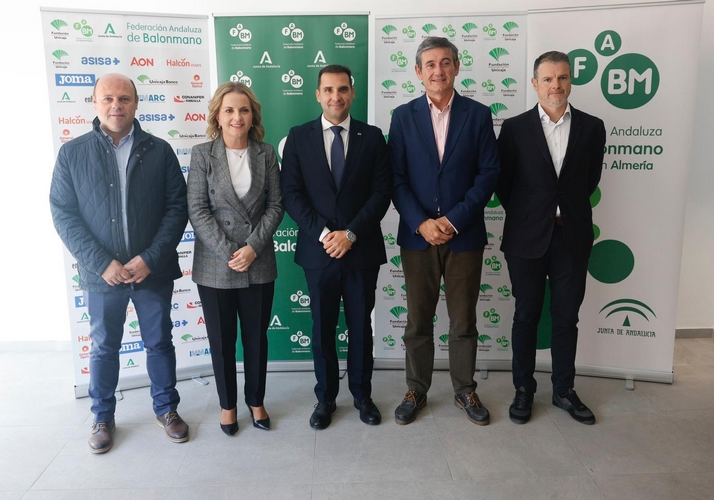 240102 Adra acoge la presentación de las selecciones andaluzas de balonm...