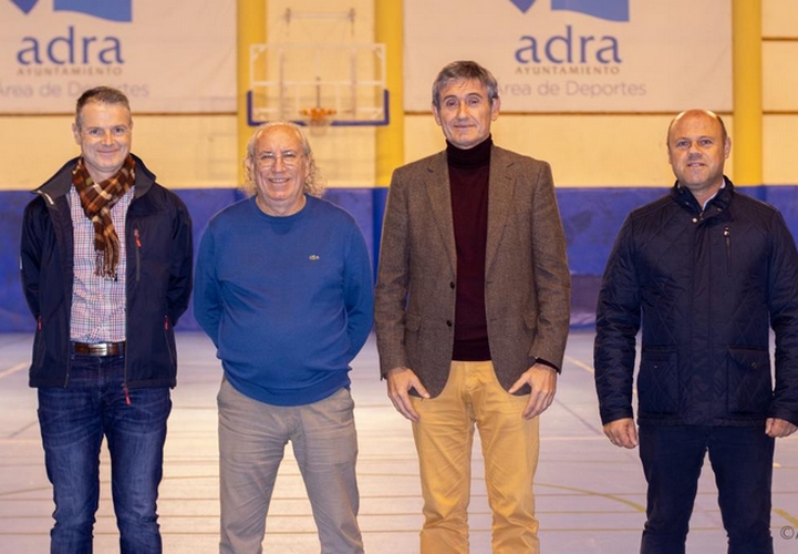240104 Manuel Cortés asiste a la presentación de los equipos del Club Fu...