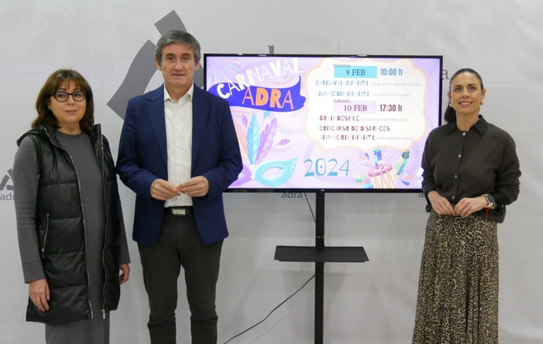 240201 Manuel Cortés presenta la programación de Carnaval en Adra e invi...