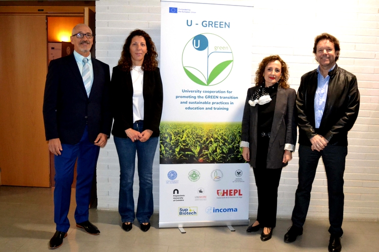 FOTO 1 ABRIL 25 2024 CONFERENCIA FINAL U-GREEN (2)