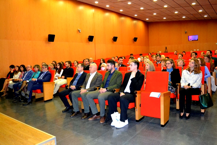 FOTO 2 ABRIL 04 2024 PATRÓN CIENCIAS ECONÓMICAS Y EMPRESARIALES