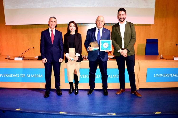 FOTO 6 UAL 3 ABRIL 2024 PATRÓN CIENCIAS DE LA SALUD