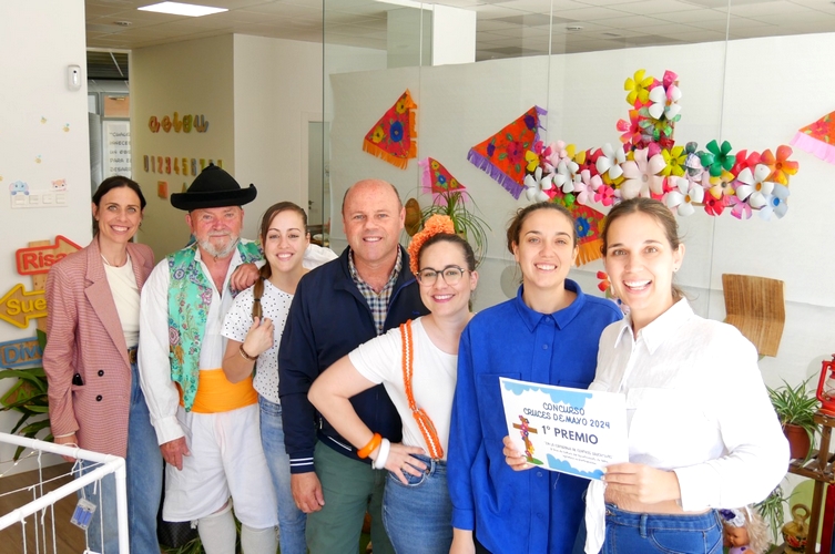 240503 La Escuela Infantil Bambú gana el concurso escolar de Cruces de M...