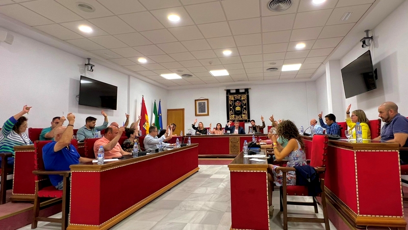 240523 El Ayuntamiento de Adra apoya a los agricultores e insta al Gobie...