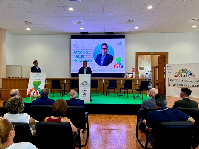 Antonio J. Rodríguez