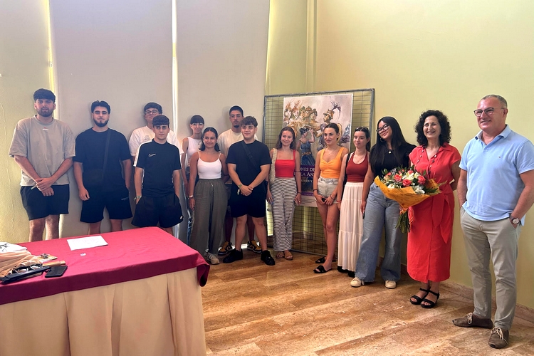 FOTO UAL 31 JULIO 2024 ALUMNOS ALHAMA