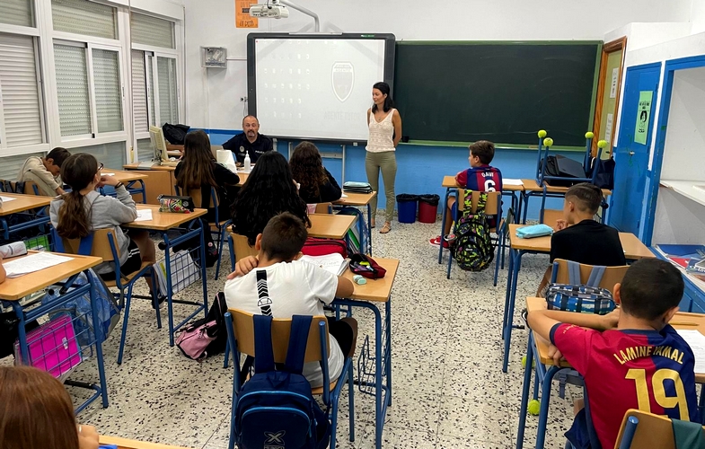 240927 El Ayuntamiento de Adra inicia una campaña de concienciación al a...