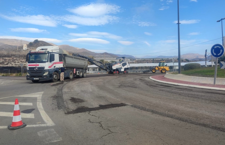 241003 Cortes en la conexión de la A-7 y Carretera de La Alquería por tr...