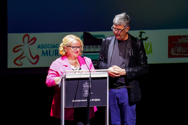 241005 GALA MURGI (1)