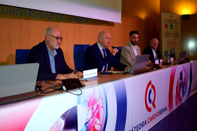 FOTO 1 OCTUBRE 07 2024 II JORNADAS DE PREVENCIÓN DE RIESGO VASCULAR