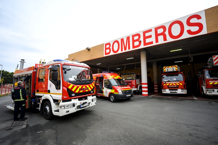 bomberos almería vehículos
