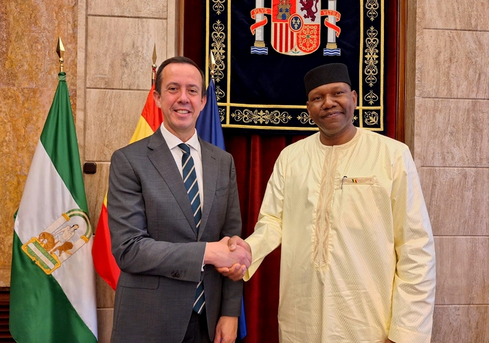 241108 SGA con embajador Mali 1